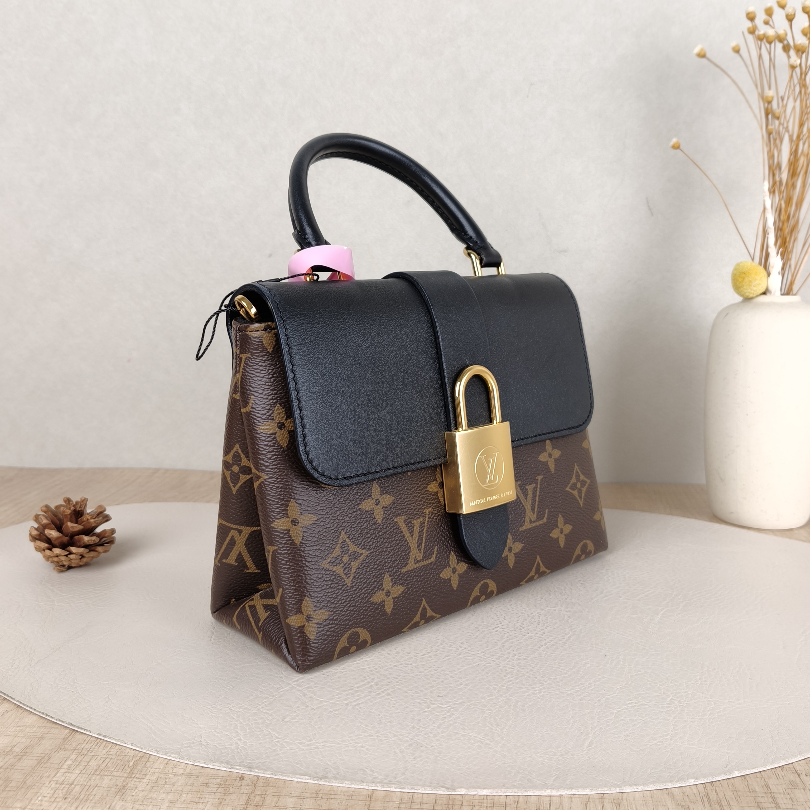 Louis Vuitton Crossbody Bag Locky BB Black PVCBB20 × 7.5 × 16 cm — cover view 3 of 5