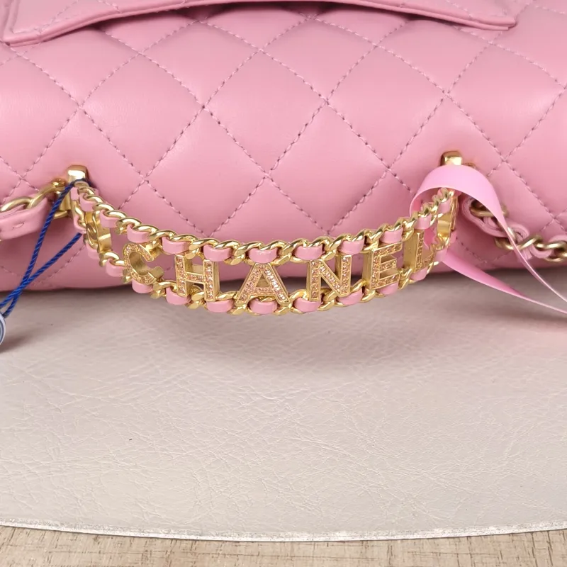 Chanel Crossbody Bag mini Lambskin mini21 × 6 × 12 cm — detail view 8 of 15