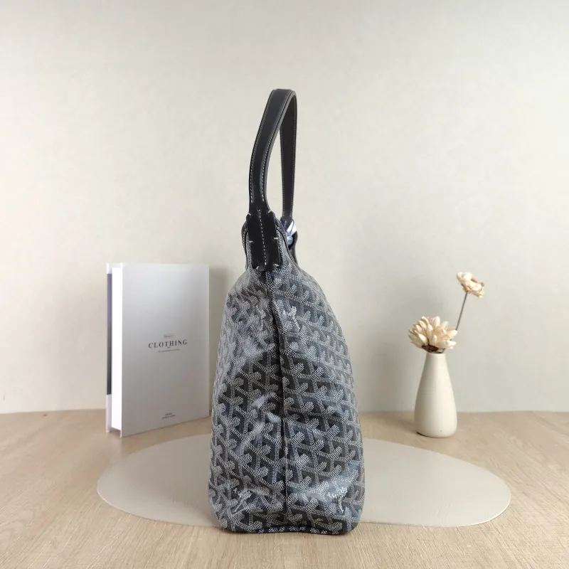 GOYARD Shoulder Bag Boheme Hobo​ Grey ine Canvas Small 43 × 14 × 27 cm — detail view 7 of 9
