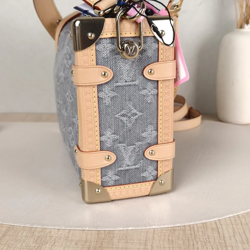 Louis Vuitton Crossbody Bag Side Trunk Box Grey Medium 23.5 × 8.5 × 16 cm — detail view 3 of 11