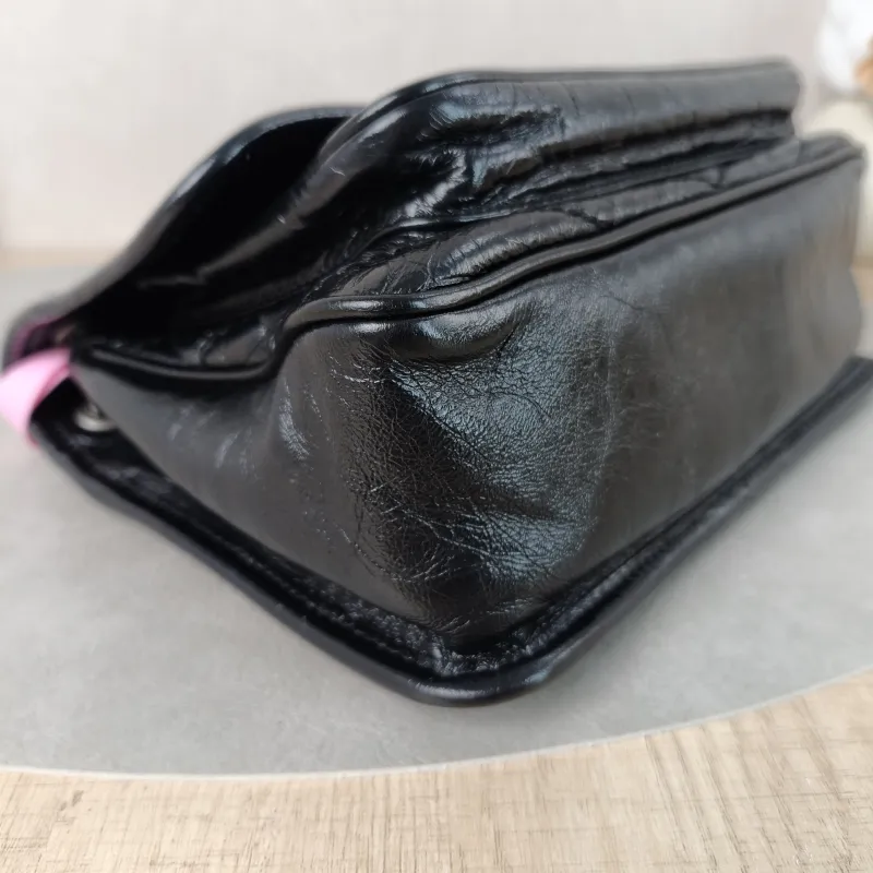 SAINT LAURENT Crossbody Bag Niki D Waxed Leather Calfskin Small21 × 7.5 × 16 cm — detail view 10 of 12