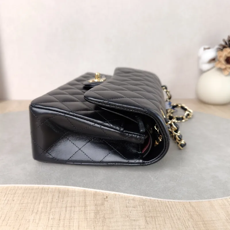 Chanel Crossbody Bag Classic Flap CF Black Lambskin Small 23 × 6 × 14.5 cm — detail view 6 of 12
