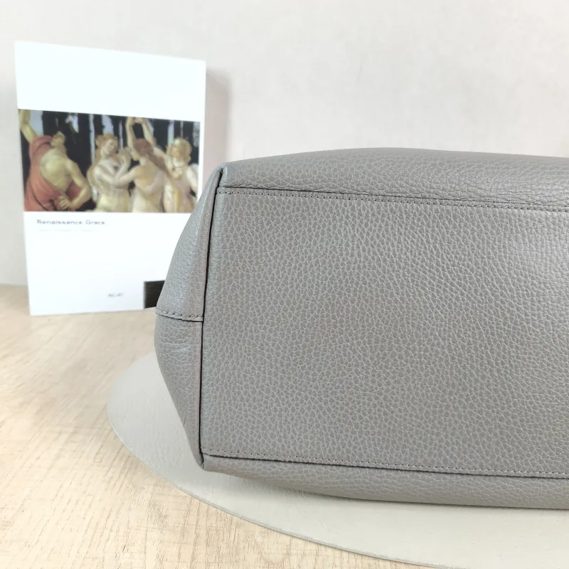 GUCCI Shoulder Bag Tote Bag Grey Calfskin One Size 33 × 14 × 25 cm — detail view 3 of 13