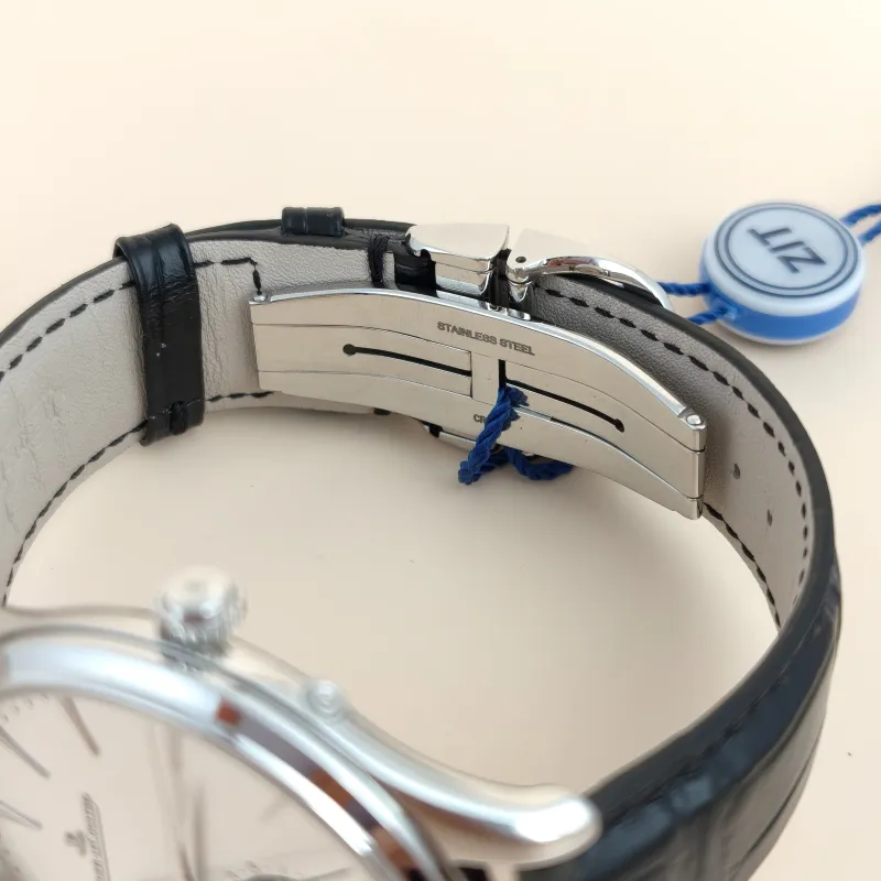 JAEGER-LECOULTRE Watch Collection Watch Silver One Size39mm — cover view 3 of 9