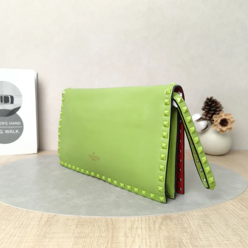 Valentino Clutch Clutch Colorblock Calfskin One Size28 × 2 × 17 cm — cover view 3 of 5