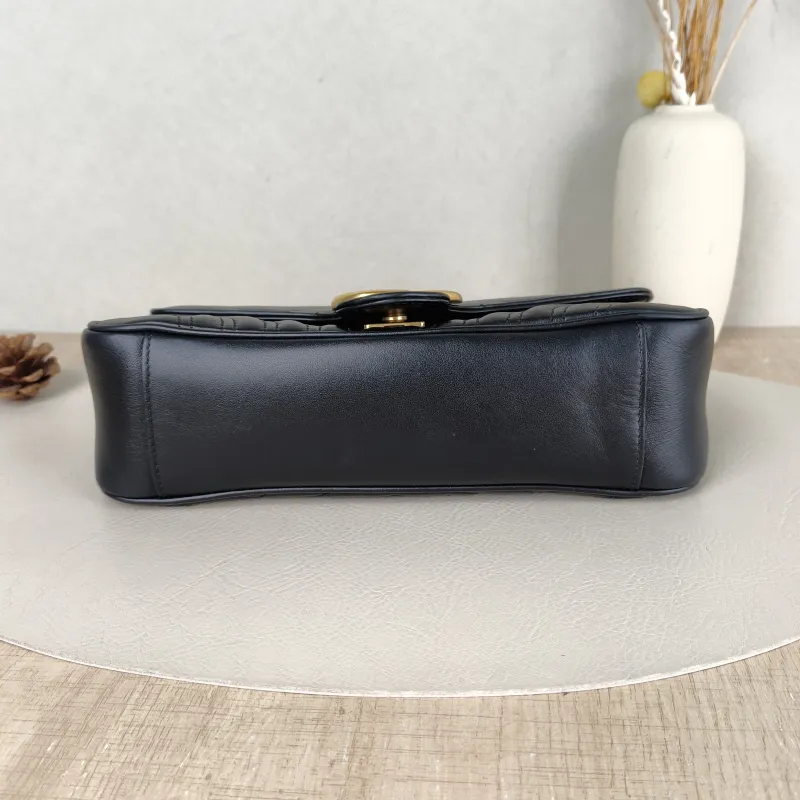 GUCCI Crossbody Bag GG Marmont Medium Marmont 26 Black CC alfskin Medium 26 × 7 × 15 cm — cover view 3 of 5