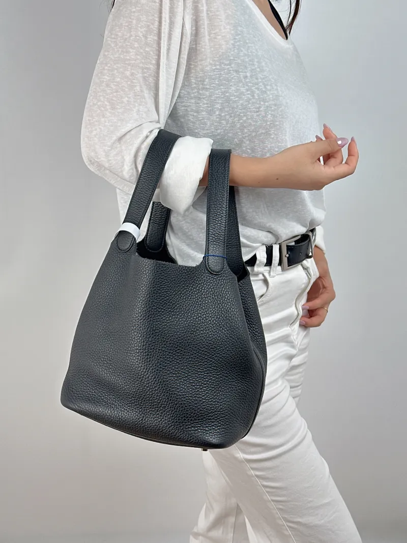 Hermès Top Handle Bag Picotin Lock 22 22 Black Taurillon Clemence TC Calfskin Medium 22 × 18 × 21 cm W — on-model view 2 of 2
