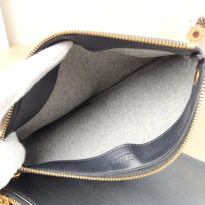 CELINE Crossbody Bag Trio Messenger Bag Black Lambskin Large25.5 × 5 × 17.5 cm — detail view 7 of 10