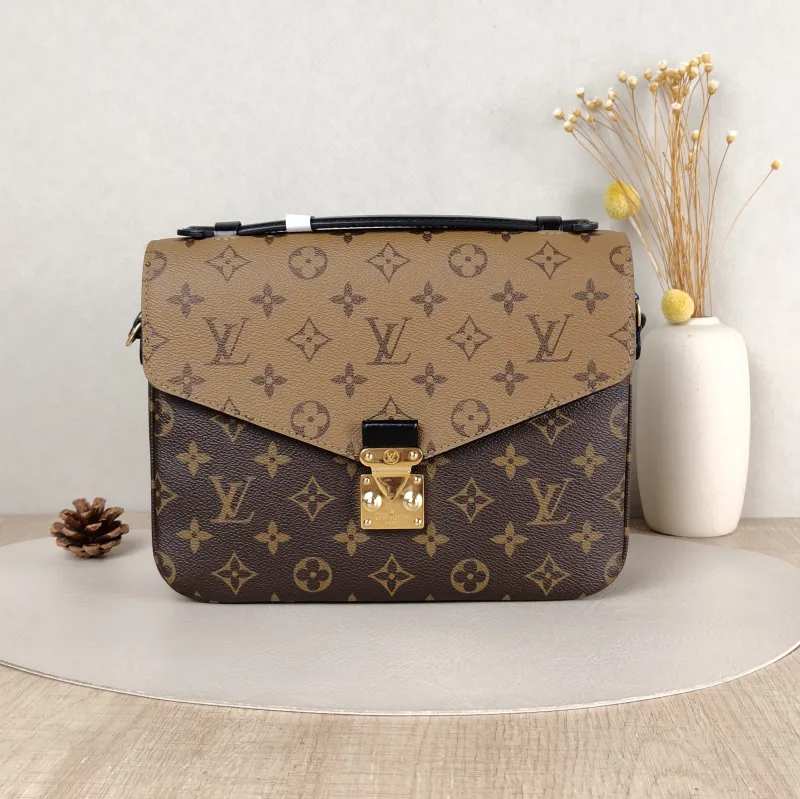 Louis Vuitton Crossbody Bag Pochette Métis Monogram Colorblock PVC Medium 25 × 7 × 19 cm