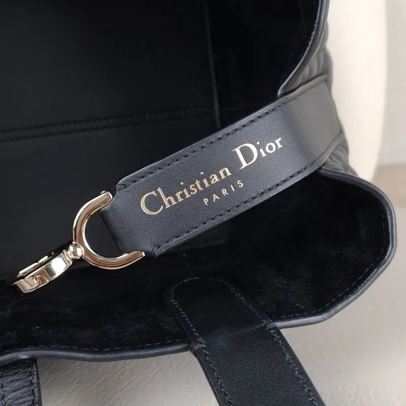 DIOR Top Handle Bag TOUJOURS Black Calfskin Small23 × 12 × 15.5 cm — detail view 2 of 11