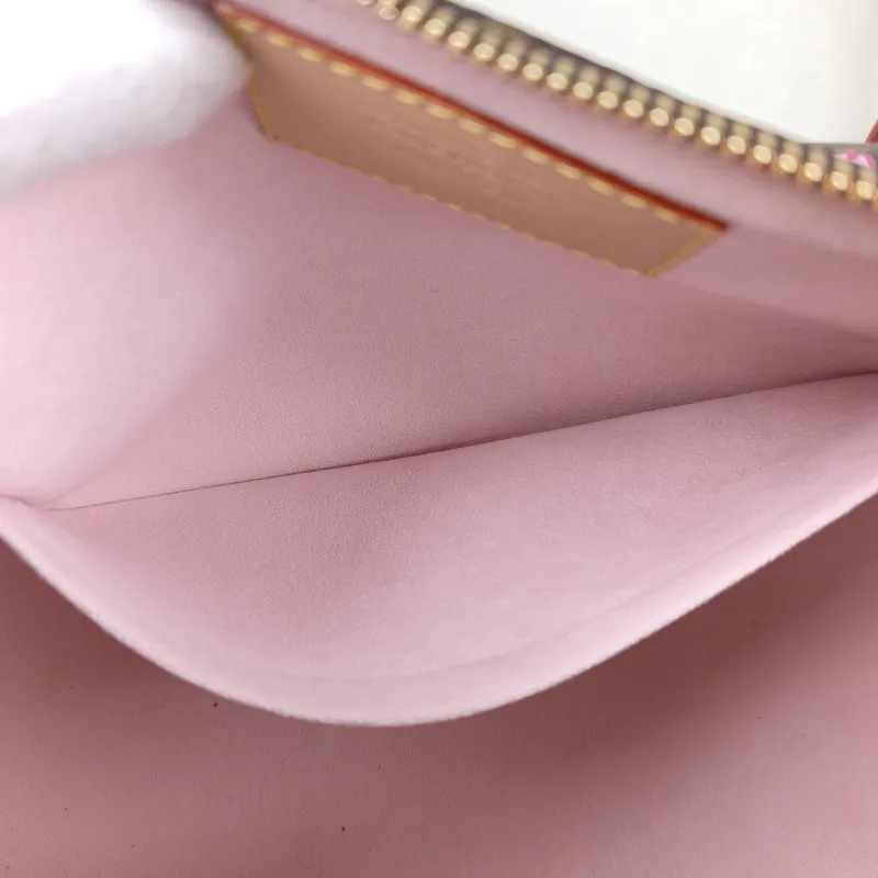 Louis Vuitton Shoulder Bag Papillon Monogram · PVC One Size30 × 15 × 15 cm — detail view 6 of 14