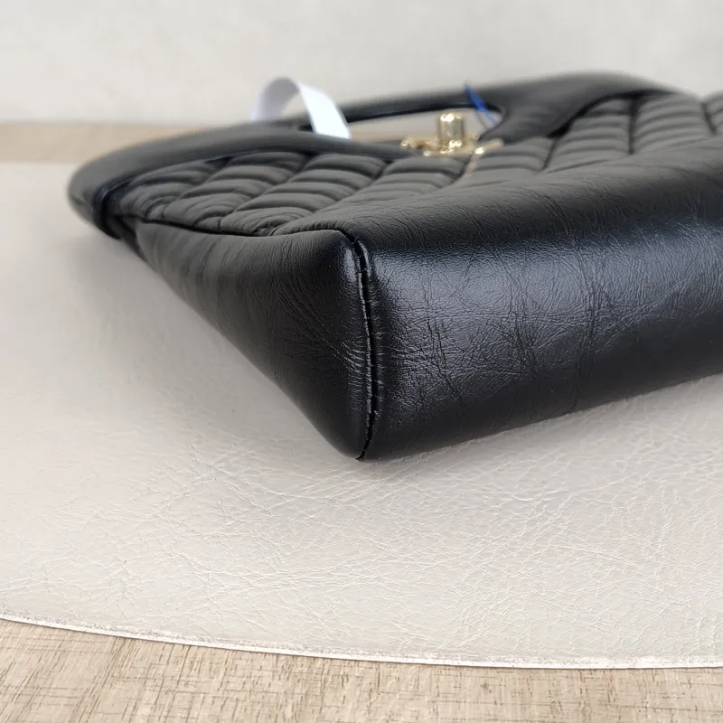 Chanel Crossbody Bag31Bag Black Waxed Leathermini23 × 5.5 × 22 cm — detail view 12 of 13