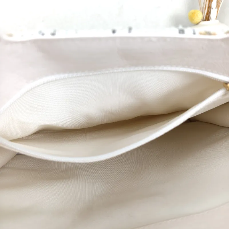 Chanel Shoulder Bag Edition c Tote Bag White Calfskin One Size26 × 6 × 29.5 cm — detail view 2 of 14
