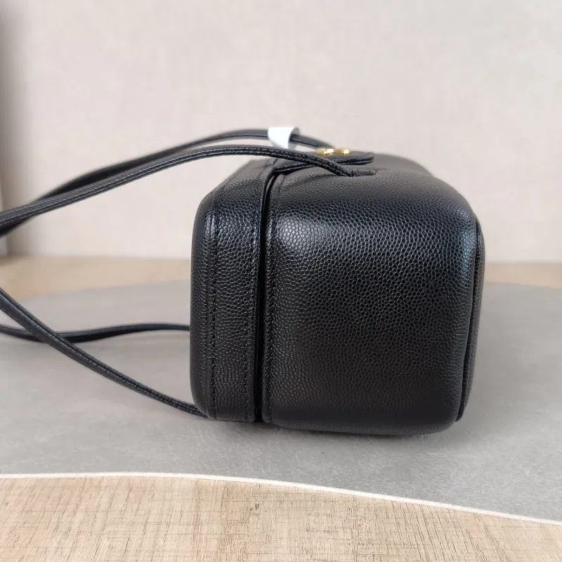 Chanel Shoulder Bag 26s preppy Shoulder Bag Black Grained Calfskin One Size 17 × 8 × 9.5 cm — detail view 2 of 10