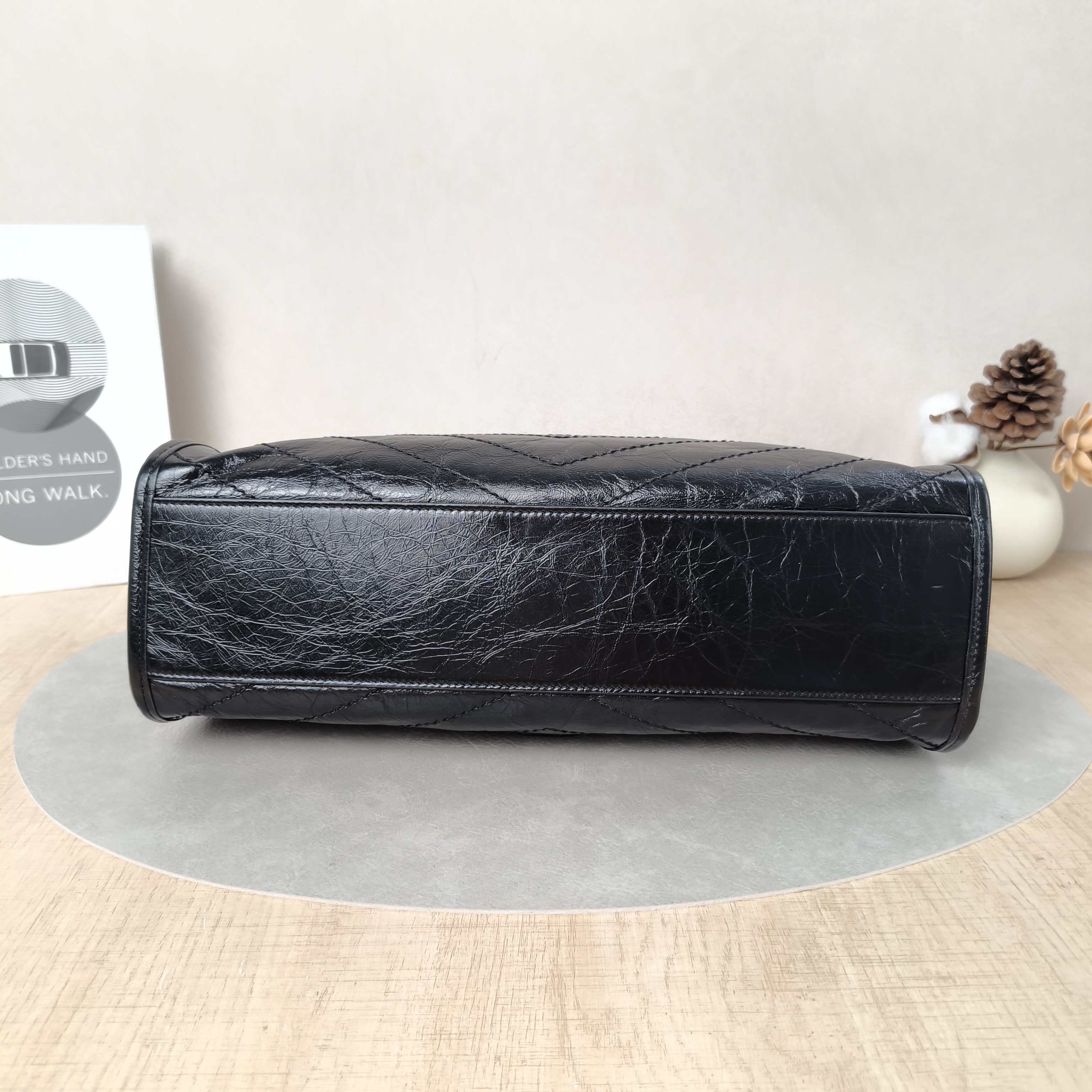 SAINT LAURENT Shoulder Bag NIKI SHOPPING Shopping Tote Black Waxed Leather Medium33 × 11.5 × 27 cm — cover view 6 of 6