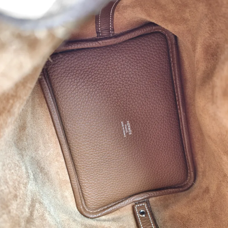 Hermès Top Handle Bag Picotin Lock 18 18 TC Calfskin Small 18 × 13 × 19 cm u — detail view 7 of 9