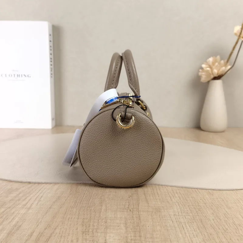 Louis Vuitton Crossbody Bag Papillon · White Empreinte Embossed Calfskin Monogram BB20 × 10 × 10 cm — detail view 5 of 11