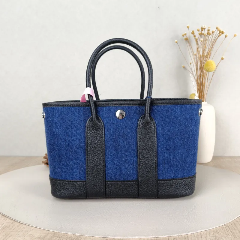 Hermès Top Handle Bag Neo Garden 23 Mini Blue Black Negonda Calfskinmini23 × 10 × 16 cm
