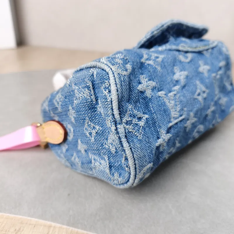 Louis Vuitton Crossbody Bag Speedy Nano Blue Edition nano 16 × 7.5 × 10 cm — detail view 7 of 11