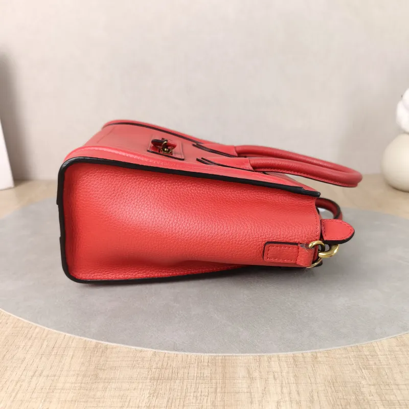 CELINE Crossbody Bag Luggage Nano Red Calfskin Small20 × 8.5 × 19 cm — detail view 3 of 8