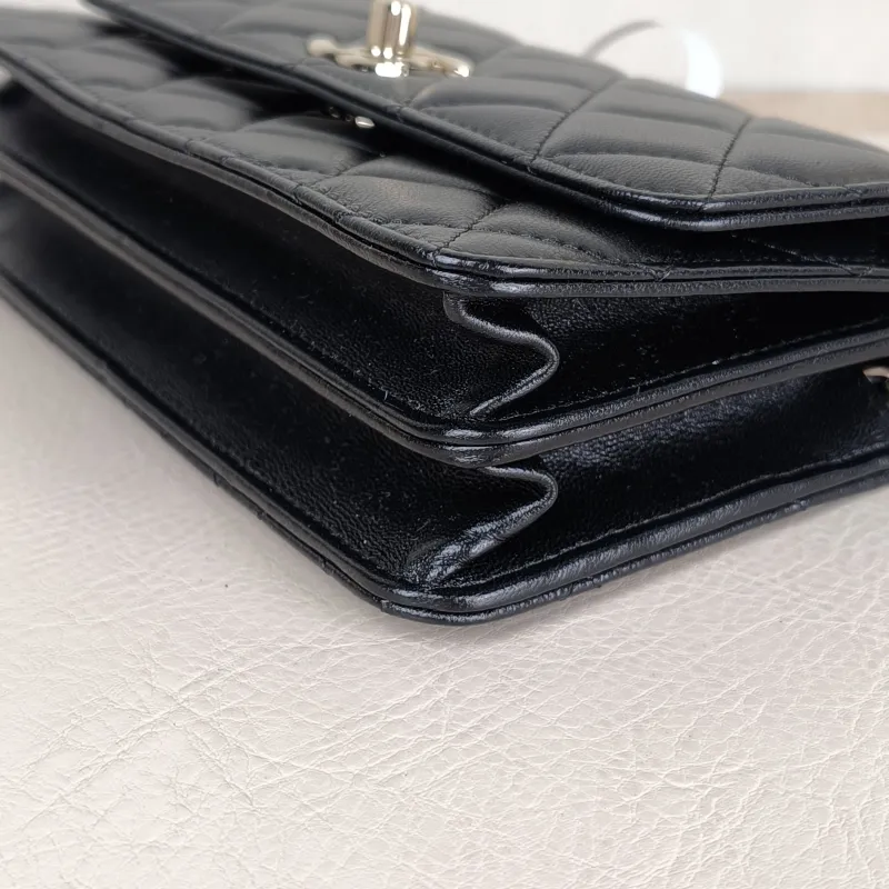 Chanel Crossbody Bag trendy cc woc Black Lambskin Mini 19.2 × 3.5 × 12.3 cm — detail view 5 of 13