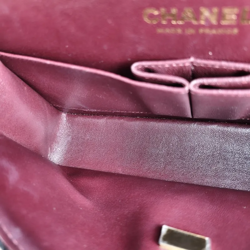 Chanel Crossbody Bag Classic Flap CF Black Grained Calfskin Medium 25.5 × 6.5 × 15.5 cm — detail view 9 of 14