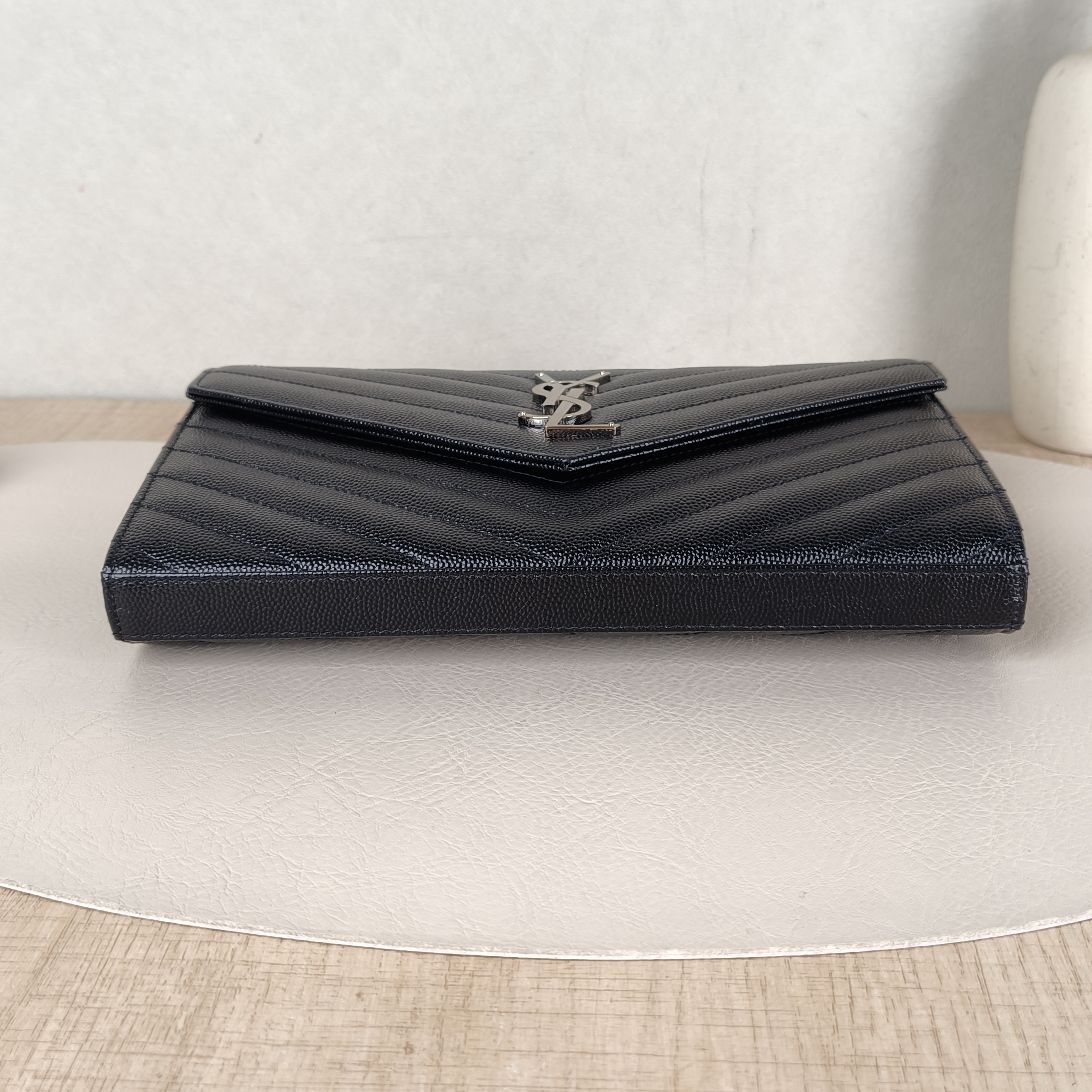 SAINT LAURENT Shoulder Bag CASSANDRE ENVELOPE Black Calfskin One Size22.5 × 4 × 14 cm — cover view 3 of 5