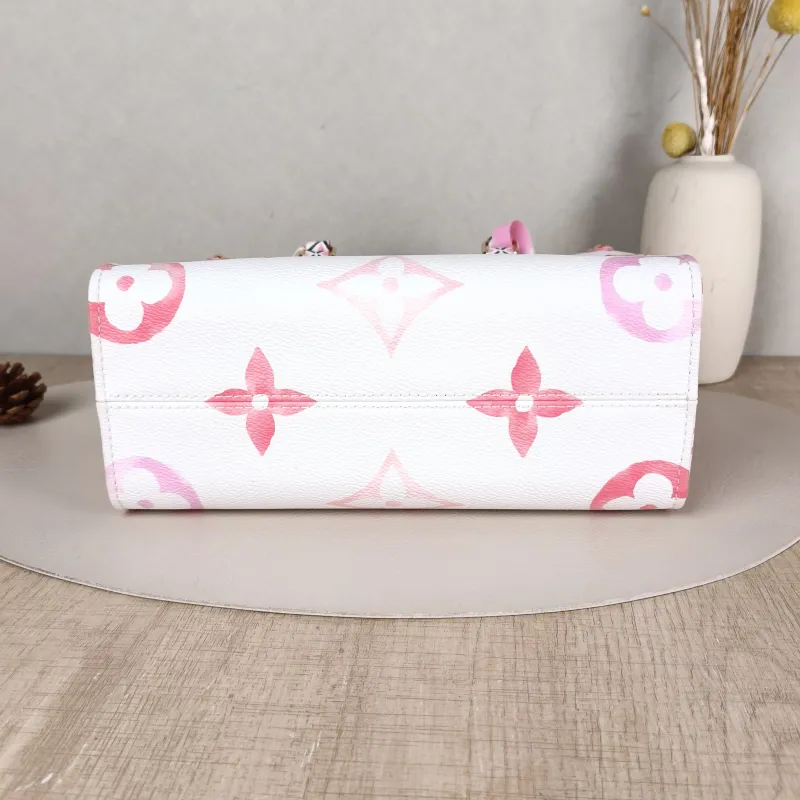 Louis Vuitton Shoulder Bag Onthego Collection PVC Small25 × 11.5 × 19 cm — cover view 5 of 5