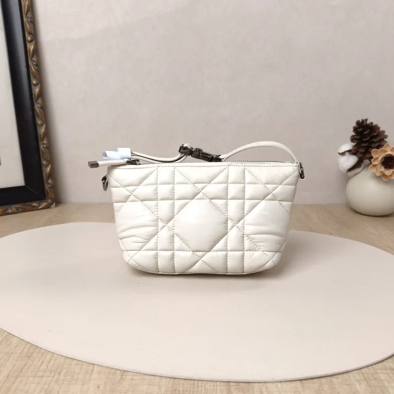 DIOR Top Handle Bag Travel Nomad White Calfskin Small15 × 8 × 10 cm
