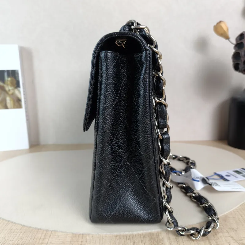 Chanel Crossbody Bagcf Collection Crossbody Bag Black Calfskin One Size30 × 8 × 21.5 cm — detail view 8 of 13