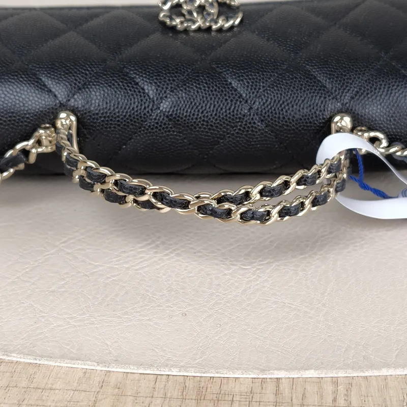 Chanel Crossbody Bag kelly Black Grained Calfskin One Size18 × 4.5 × 10 cm — detail view 14 of 15