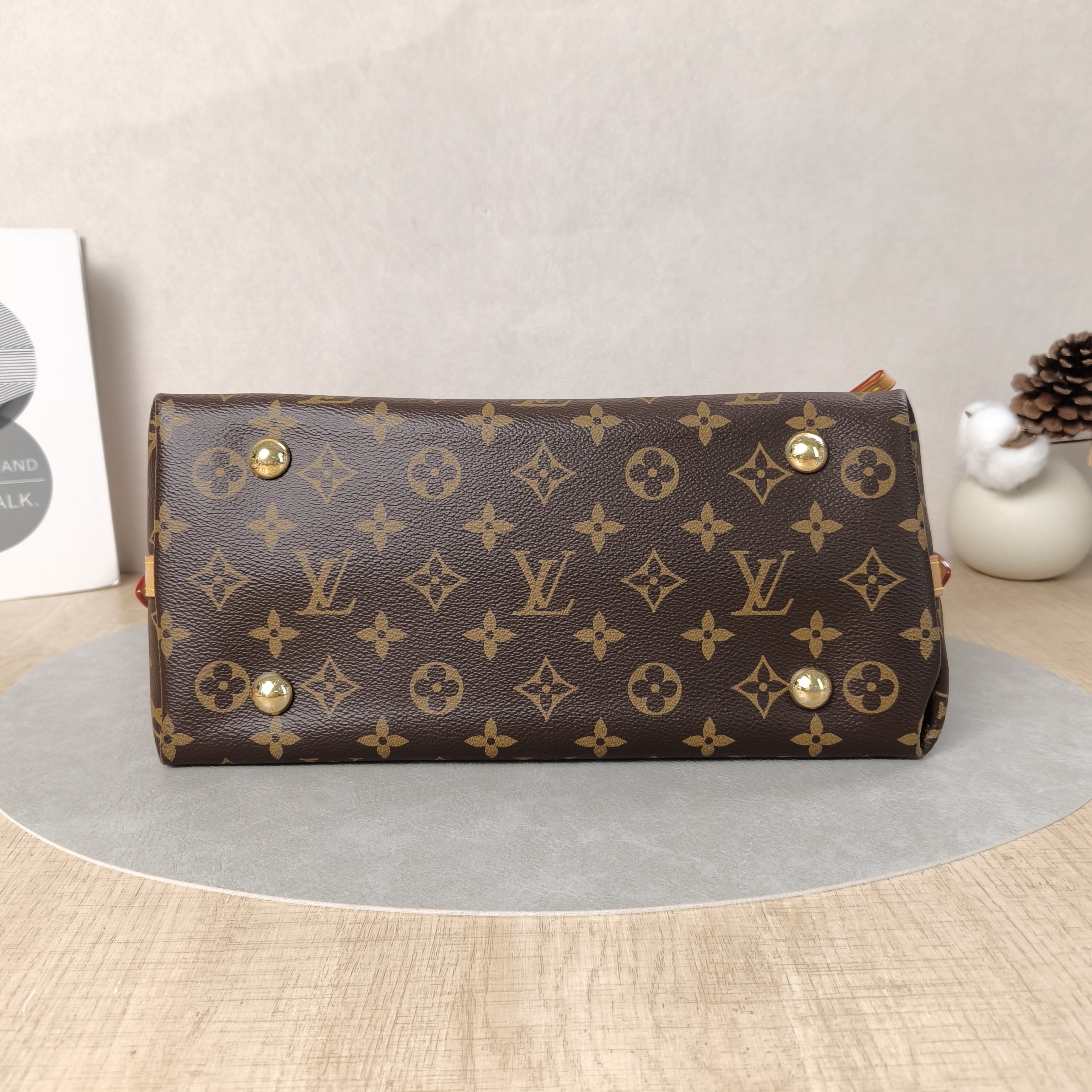 Louis Vuitton Crossbody Bag Carryall Monogram PVC Small29 × 12 × 24 cm — cover view 4 of 6