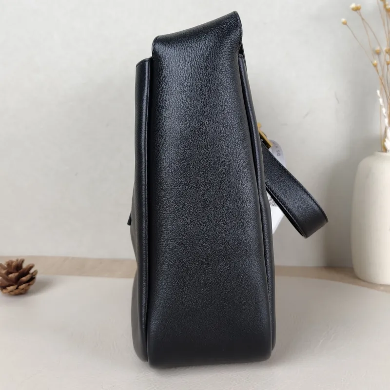 SAINT LAURENT Shoulder Bag LE 5 À 7 Hobo Black Calfskin Small 22 × 8.5 × 23 cm — detail view 1 of 9