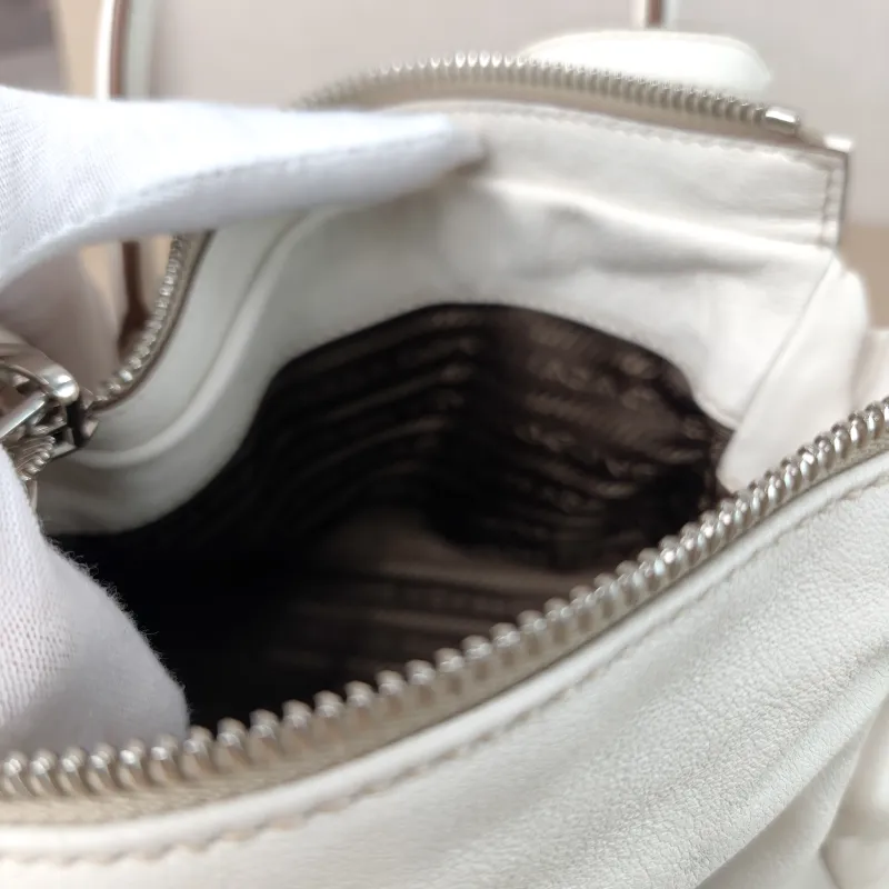 PRADA Crossbody Bag Karin Tote Bag White Calfskin Small 24 × 9 × 14 cm — detail view 10 of 11