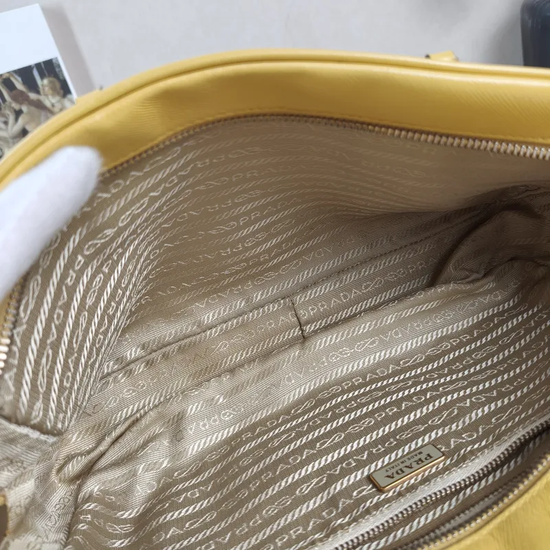 PRADA Top Handle Bag Vintage Yellow Calfskin One Size 28 × 6 × 17 cm — detail view 1 of 11