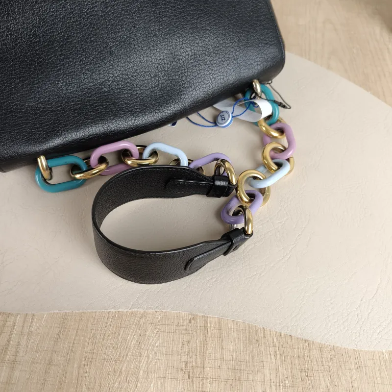 FERRAGAMO Shoulder Bag Black Calfskin 24.5 × 11.5 × 18 cm — detail view 3 of 13
