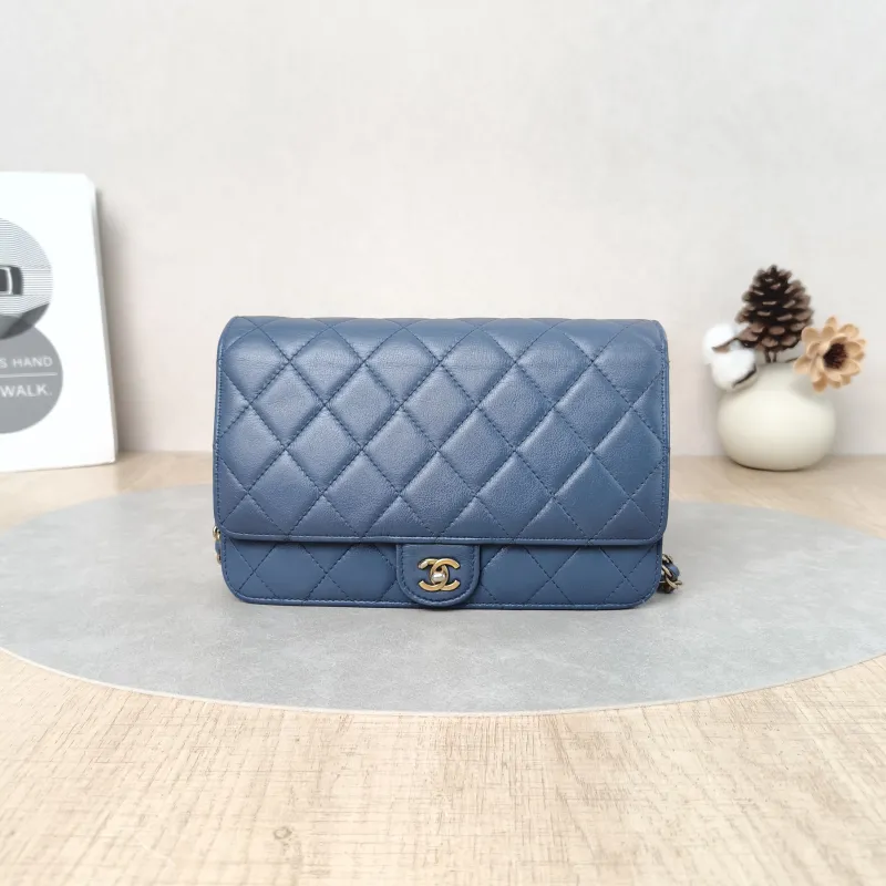 Chanel Crossbody Bag Classic Flap WOC CF WOCWOC Bag Blue Lambskin One Size19 × 3.5 × 12.5 cm