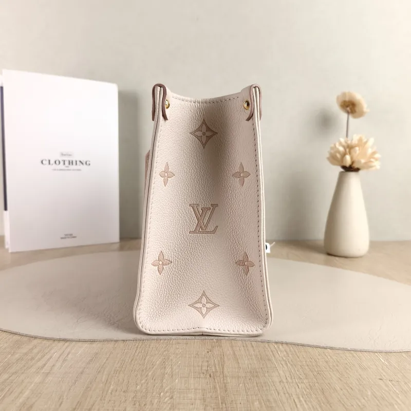 Louis Vuitton Shoulder Bag Onthego Beige · Pink Empreinte Embossed Calfskin Small 25 × 11.5 × 19 cm — detail view 7 of 12