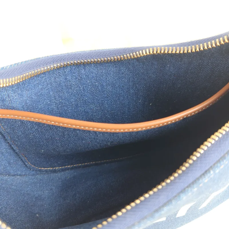 CELINE Shoulder Bag AVA Blue 24.5 × 7 × 16 cm — detail view 11 of 11
