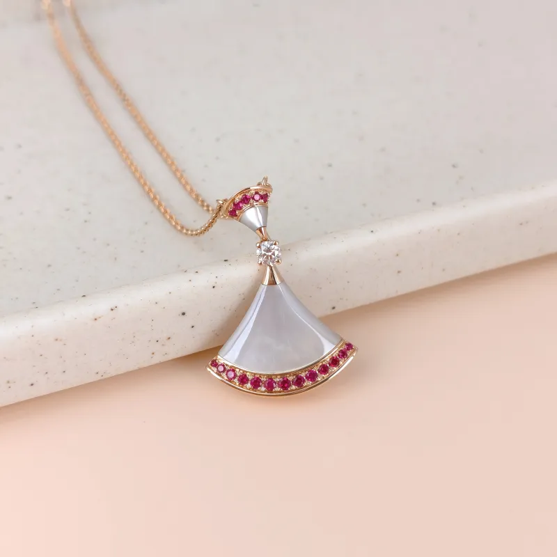 Bvlgari Necklace DIVAS’ DREAM Collection Pearl Pavé Diamond White Mother-of-Pearl Diamond18KR ose Gold Large Pendant2.8cm 43cm — cover view 6 of 10