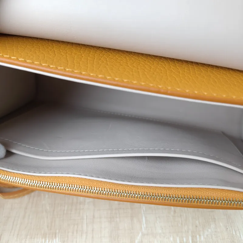 Louis Vuitton Shoulder Bag Twist One Handle Edition Small 25 × 11 × 17 cm — detail view 5 of 14
