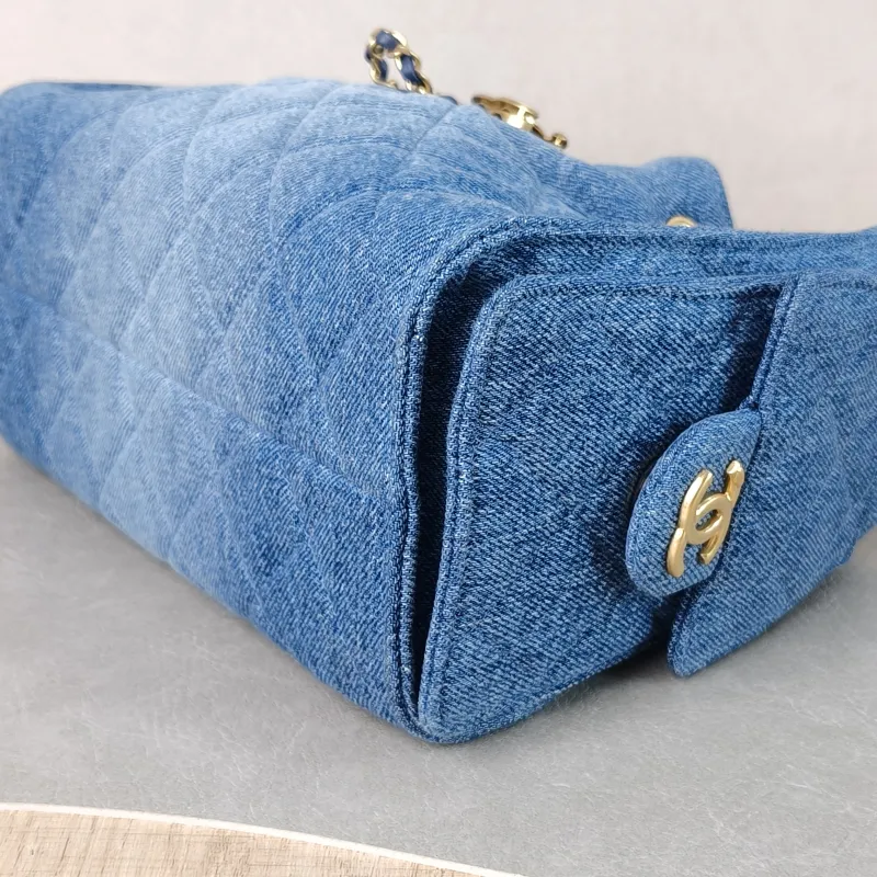 Chanel Crossbody Bag 25Bag Blue Mini 22 × 12.5 × 20 cm — detail view 10 of 11