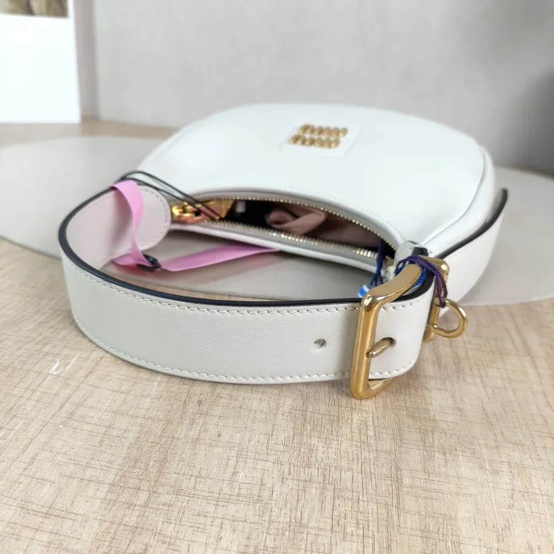 Miumiu Shoulder Bag Hobo Shoulder Bag White Calfskin One Size 18 × 6 × 11 cm — detail view 3 of 11