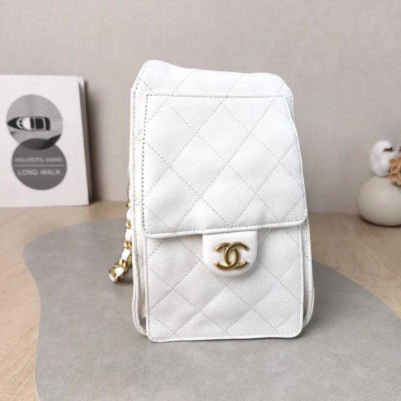 Chanel Shoulder Bag 25Bag White Grained Calfskin Small 26 × 14 × 30 cm — detail view 2 of 11