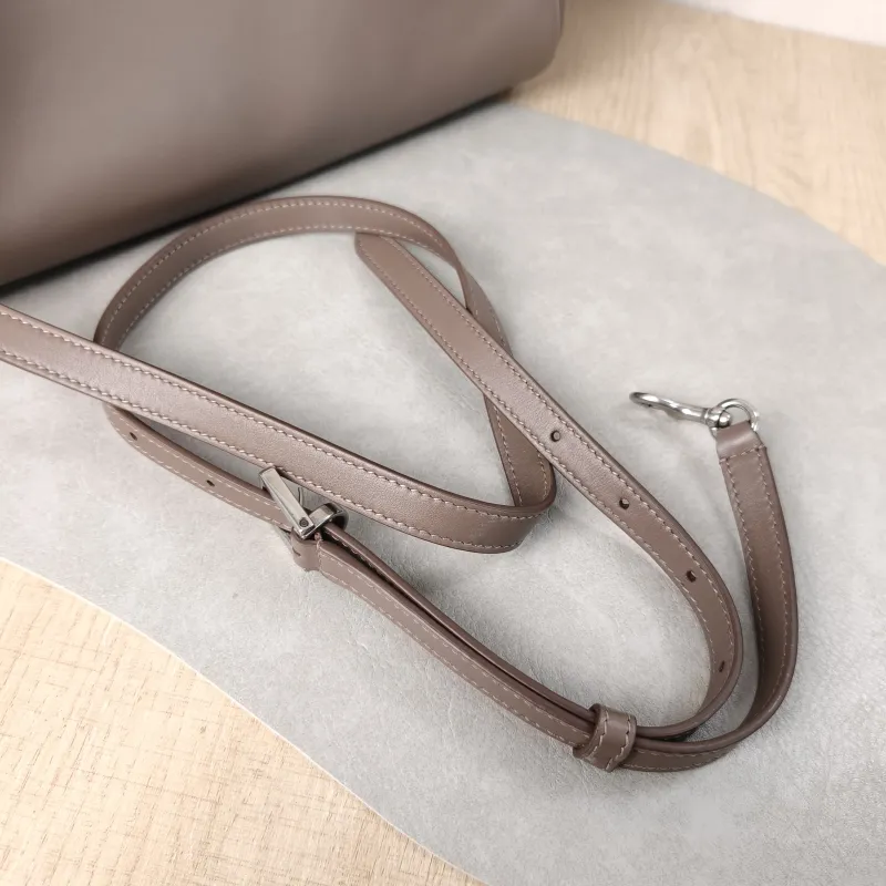BALENCIAGA Top Handle Bag Bel air Calfskin Small 30 × 12 × 20.5 cm — detail view 7 of 13