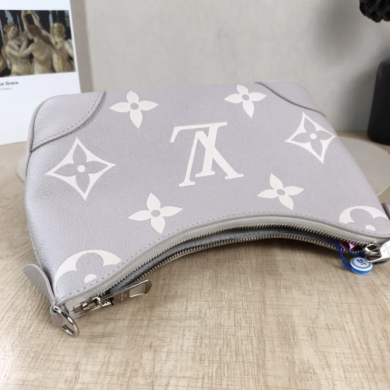 Louis Vuitton Crossbody Bag Boulogne Grey Empreinte Embossed Calfskin Small 26 × 9.5 × 16 cm — detail view 6 of 11