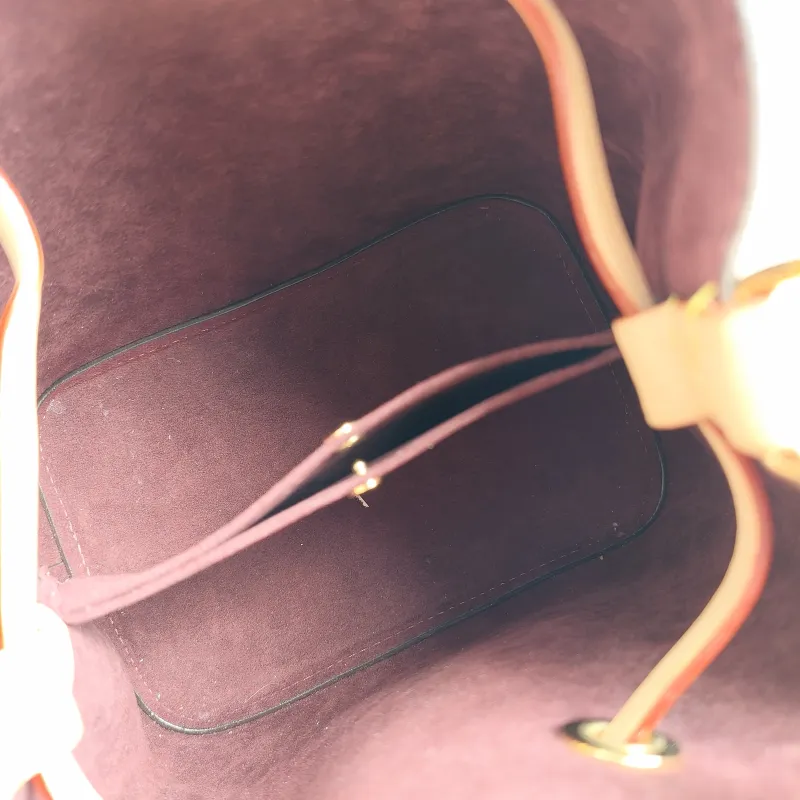 Louis Vuitton Crossbody Bag NÉONOÉ Bucket Bag BB Monogram PVC BB 20 × 13 × 20 cm — detail view 11 of 12