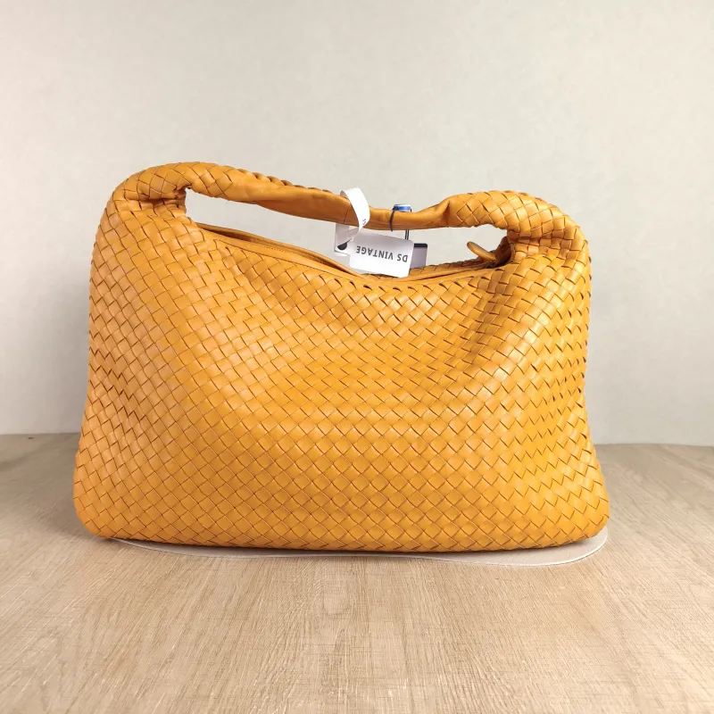 Bottega Veneta Shoulder Bag Veneta Vintage Edition Yellow Lambskin One Size 47 × 3 × 30 cm — cover view 2 of 4