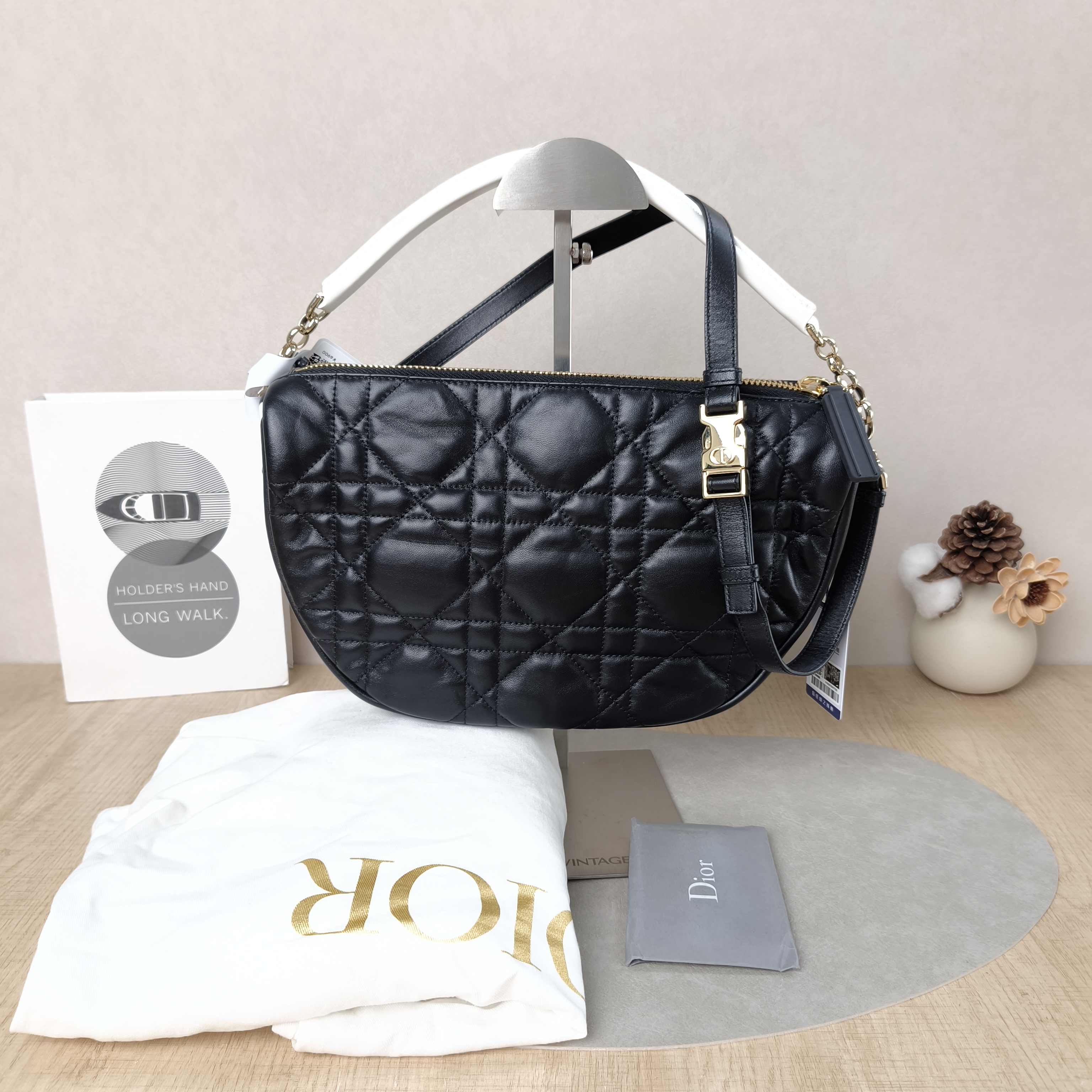 DIOR Shoulder Bag Vibe Hobo Black Lambskin Medium30 × 9.5 × 18.5 cm — cover view 6 of 6