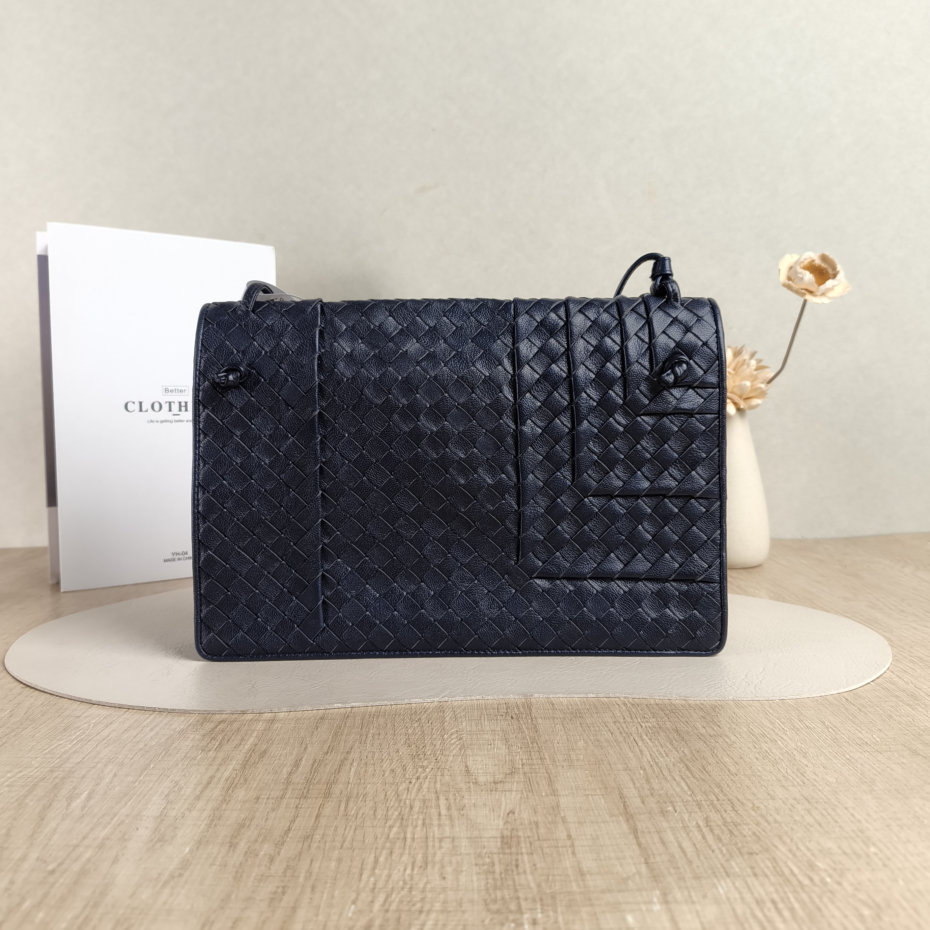 Bottega Veneta Shoulder Bag Woven Messenger Bag Blue Calfskin One Size28 × 4 × 19 cm